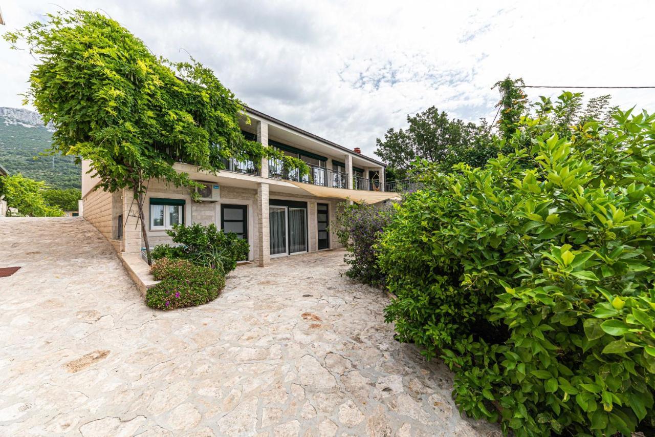 Home Away From Home With Outdoor Pool, Botanical Garden And A Beautiful Sea View Kaštela Extérieur photo