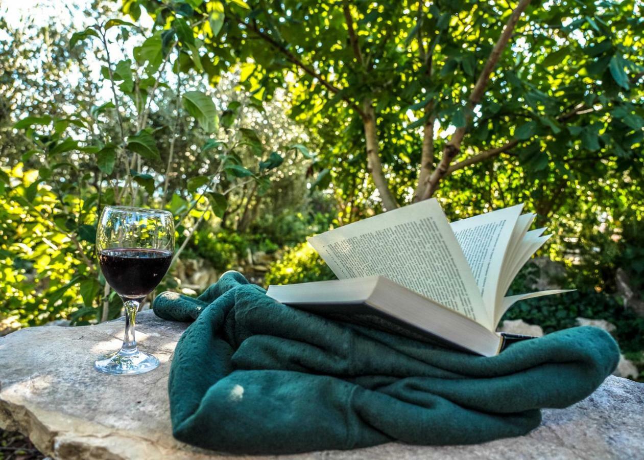 Home Away From Home With Outdoor Pool, Botanical Garden And A Beautiful Sea View Kaštela Extérieur photo